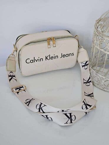 bele torbe: Elegantna torbica, Calvin Klein — 1