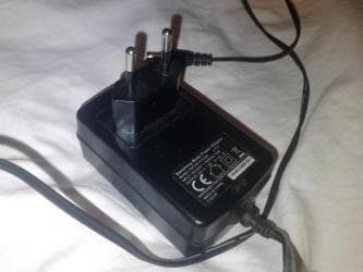 Elektronika: Ispravljaci Vise kom 5v 1,2a,,,5v 2a,,9v,,,12v o,5a,,,12v 1a,,,,,12v — 5
