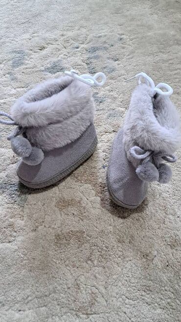 Ugg čizme: Ugg čizme, Veličina - 18 — 4