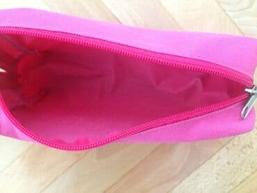 Neseseri: Pink neseser 19 x 11 x 6.5cm — 2