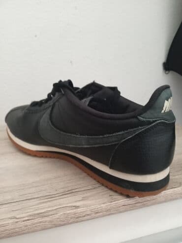 aplikator za sociva: Nike, 40, bоја - Crna — 1