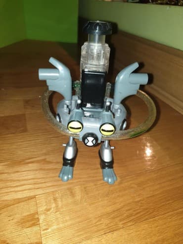 konjic za decu: Ben 10 alien original igracka - graymatter galvan prime ride vehicle — 7