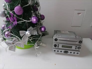 Audio oprema za auto: Ispravan radio sem sto mu je potrebno deblokiranje Lično preuzimanje — 1
