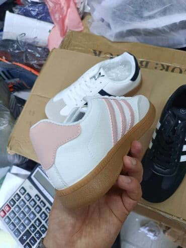 adidas gazele zenske: Adidas, 41 — 9