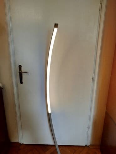 cena prohromskog lima po kilogramu: Podna lampa, bоја - Siva, Upotrebljenо — 2