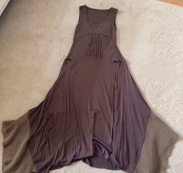 Haljine: 0101 Brand XL (EU 42), L (EU 40), M (EU 38), Na bretele — 1