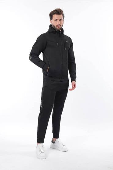 prsluk i pantalone komplet: Nike muška trenerka

Novo
Mokra likra
Veličine m l xl 2xl — 10