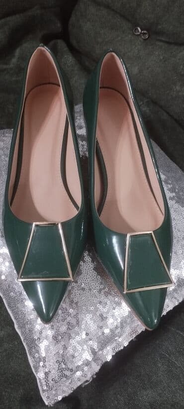 Ženska obuća: Salonke, Alexander McQueen, 39 — 1