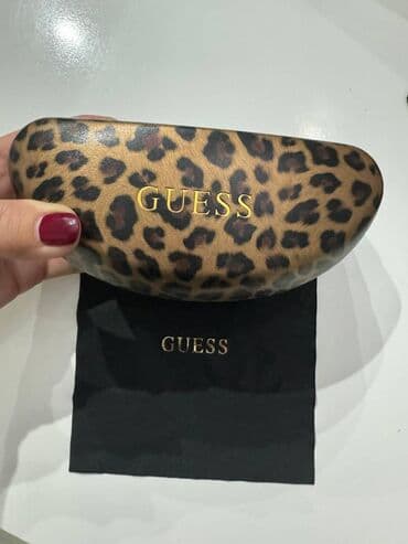 satovi guess: Guess — 1