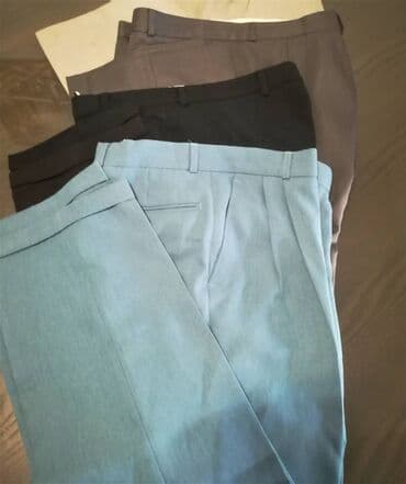 Muška odeća: Pantalone 2 kom sve za 500 din vel XL/XXL. Crne i plave na crtu. Crne — 2