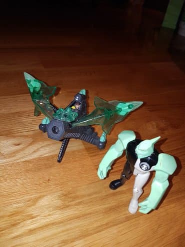bunde od nerca cijena: Original cartoon network ben 10 igracka. Masina - vozilo od action — 6