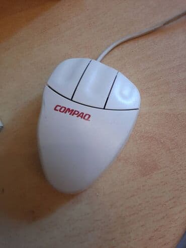 Računarska oprema: Compaq mis — 6