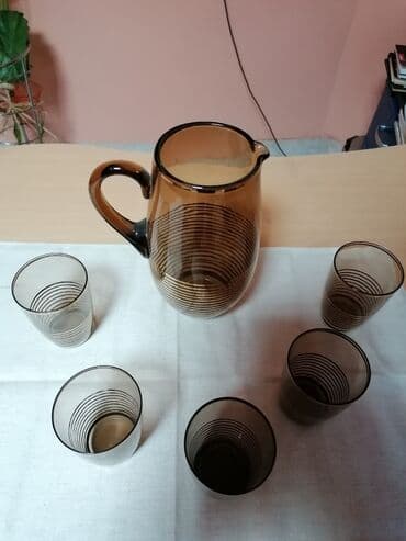 Kuhinjska oprema: Čaša pet za vino sa bokalom — 3