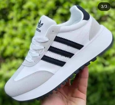 premiata patike akcija: Adidas, bоја - Šareno — 1