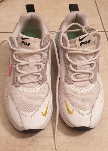 obuća kragujevac: Nike, 36.5, bоја - Šareno — 3