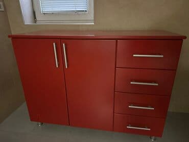 komoda sa kliznim vratima: Komoda crvena odlicno stanje, nema ostecenja 120x90x45 — 3