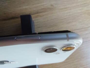 Elektronika: Apple iPhone iPhone 11, 64 GB, Face ID, Otisak prsta — 1