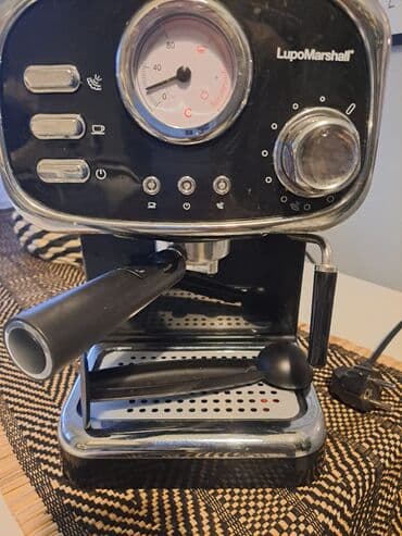 delonghi aparat za kafu: Nov aparat za espreso kafu, kupljen nijednom korišćen.
Moguč dogovor — 2