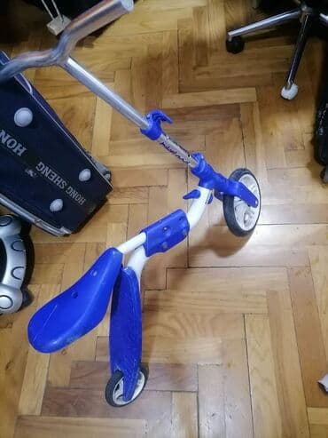 Trotineti, skejtbordovi i hoverbordovi: Guralica Trotinet neobičan za dete 5-6 g, ispravan — 1