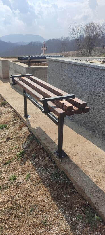 Kuća i bašta: Klupa, Metal, bоја - Crna, Novo — 1