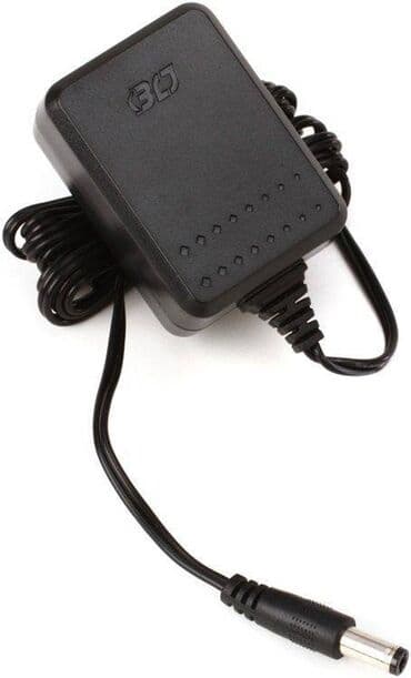 pentium 4: Ac/Dc adapter 9v 500mA Adapter je kvalitetan, ispravan. Slika je — 1