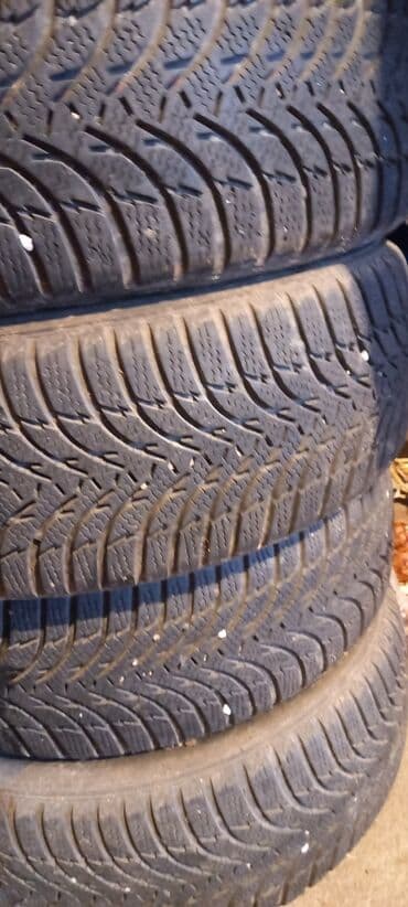 sigurnosna kamera za auto: Na prodaju gume,dogovor — 1