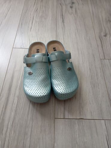 desigual s: Klompe, Leon, 40 — 1