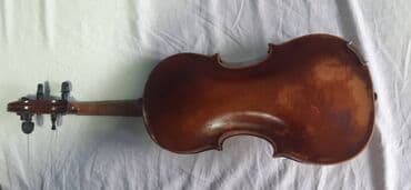 racunarstvo i informatika za 1 razred srednje skole: Prodajem Majstorsku Violinu Amati Prodajem staru Majstorsku Violinu — 5