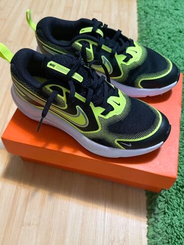 Patike: Nike, Veličina - 35, Anatomske — 1