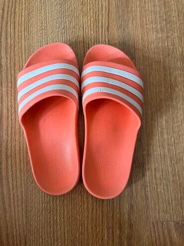metalni kramponi za kopacke adidas: Papuče za plažu, Adidas, 37 — 1