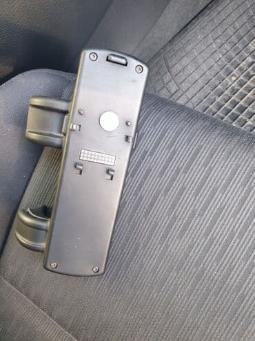 prednja kamera za auto: Audi A4: 2 l | 2007 г. Sedan — 13