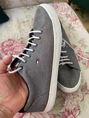 ručni sat muški: Patike, Tommy Hilfiger, veličina - 42 — 1