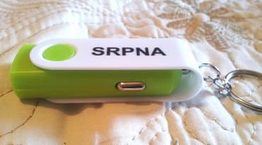 grejalice za auto na upaljac: Usb auto punjač za mobilni-zeleni specifikacija: ulazni napon — 3