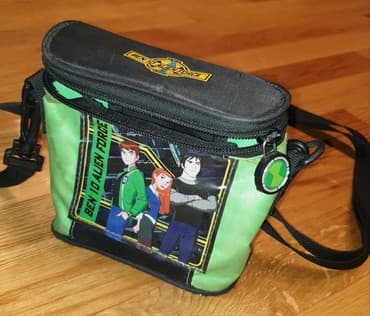 igračke za dečake od 3 godine: Original cartoon network, ben 10 alien force,   manja torba preko — 1