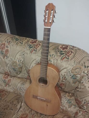 how i met your mother sa prevodom sve epizode: Musical Remolino Madrid Spain gitara - Pogodna za studente i za — 9