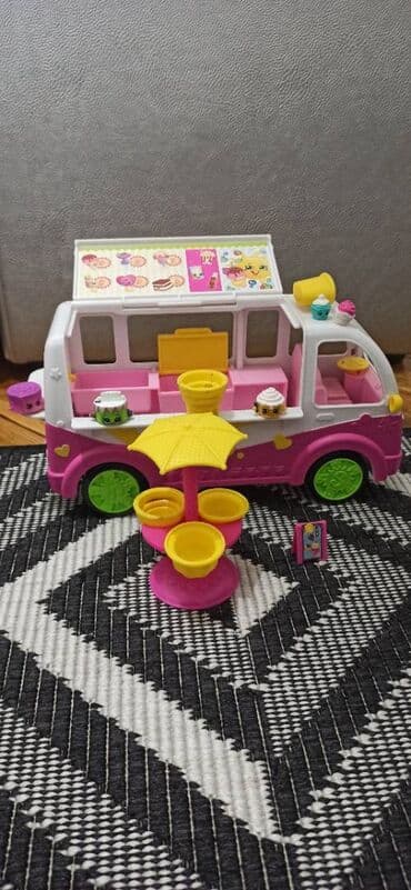 gumeni konjic za decu: Shopkins autobus sa figuricama — 1