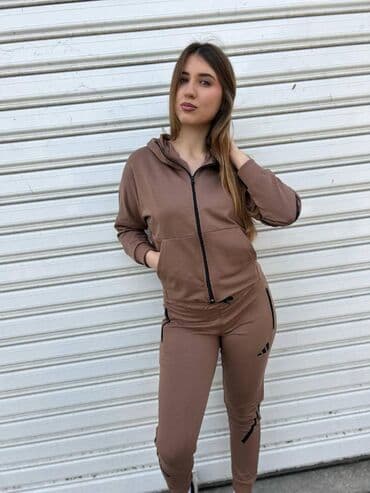 zenske trenerke mokra likra: Adidas ženska trenerka

Novo
Pamuk
Veličine s m l xl 2xl — 1