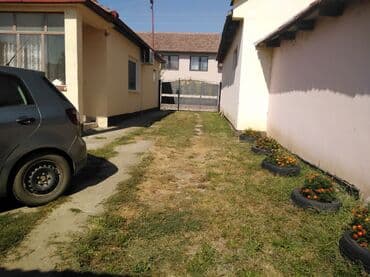 stanovi na prodaju ub: 100 kv. m, 3 sobe — 23