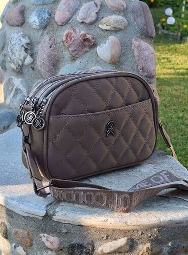 saint laurent torbe cena: Torba 
Cena 2600 dinara 
ba — 4