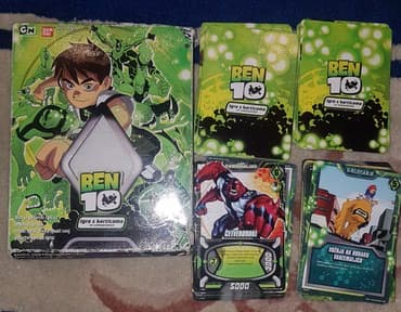 sako za decu: Ben 10 igra sa karticama. Ima 40 karata. Igra u dvoje i svaki igrac — 1