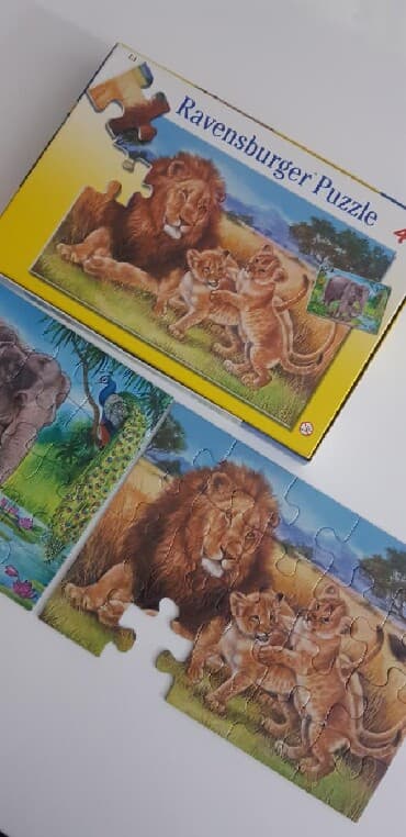 torbe b: Puzzle ravensburger- 2 slagalice od po 20 delova, na jednoj fali jedan — 3
