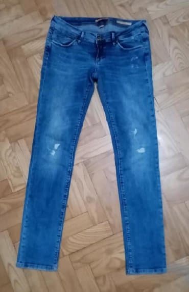 27 velicina farmerki: Staff jeans prelepe farmerkke poznate marke u odličnom stanju, malo — 2