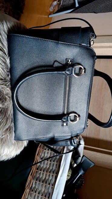 satovi guess: Guess — 2