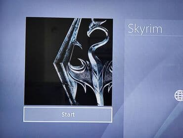 igrice za playstation 1: Sony Playstation 4 PRO  od 1Tb, puna instaliranih igrica. Bela sa — 25