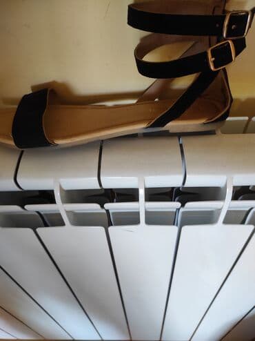 novcanik i kais set: Sandale, 40 — 1