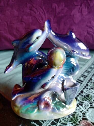 vratilo za zgibove i propadanja dimenzije: Figura nova,stari porcelan. Visina. 12cm. Duzina. 12cm — 1