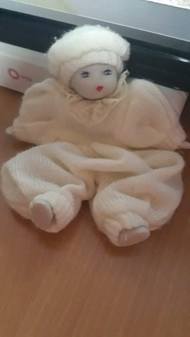 bunde u beogradu: Porcelanska originalna lutka kupljena u Parizu — 1
