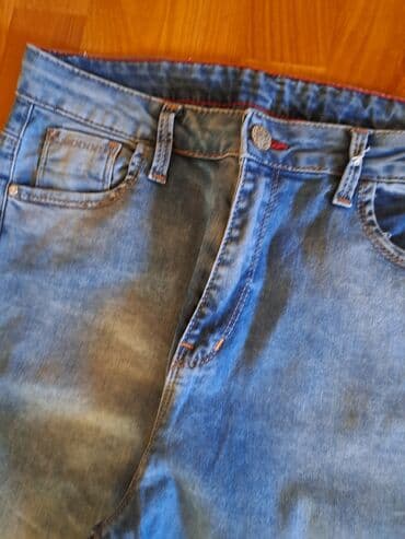 leopard pantalone: Taksas farmerice, tanji teksas. Zvoncare sa prorezima. Nove — 2