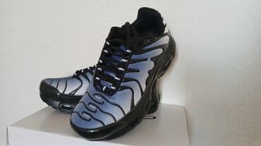 balenciaga patike triple s: 06. patike 
4300 din — 3