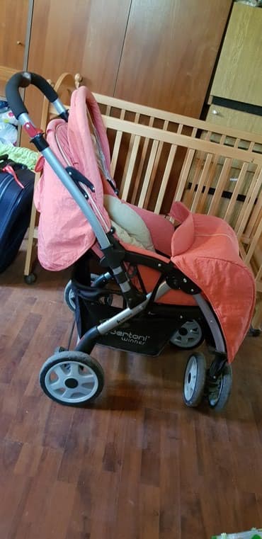 polovne igracke za bebe: Kolica za bebe u odlicnom stanju — 8